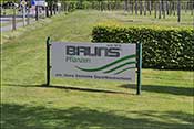Logo of the firm Bruns visible across the road.
